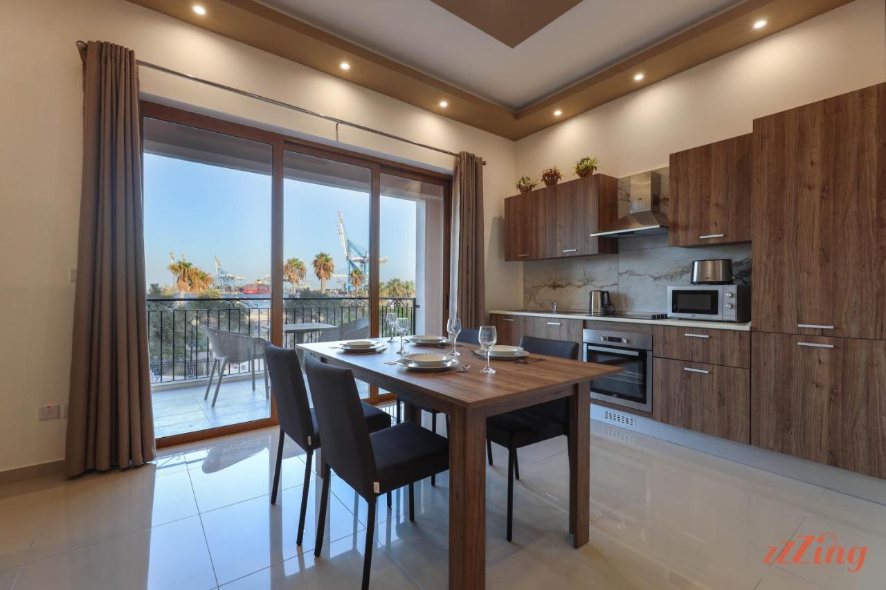 Luxurious Duplex Seafront Apt W Amazing Sea Views Birżebbuġa Eksteriør bilde